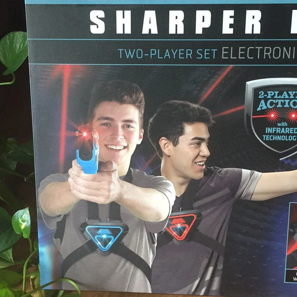 Laser Tag Sharper Image Electronic - Picture 5 of 9